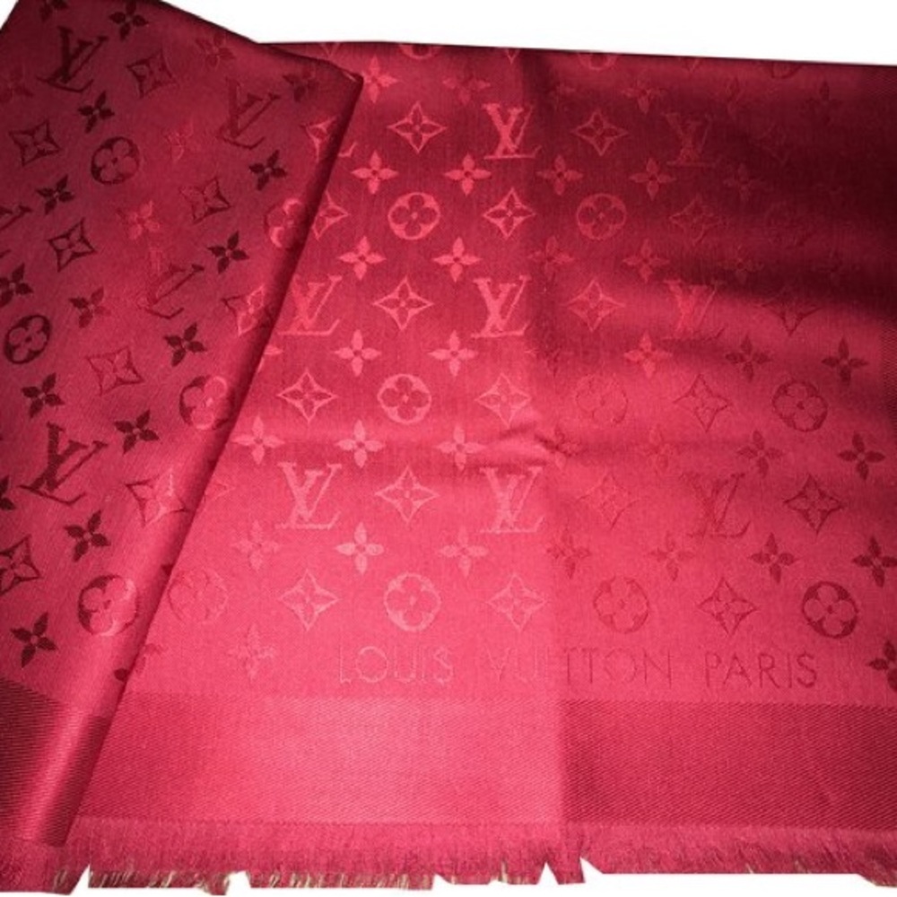 Louis Vuitton Scarf Red with LV Monogram
Featuring Raw Edges - Picture 2 of 2